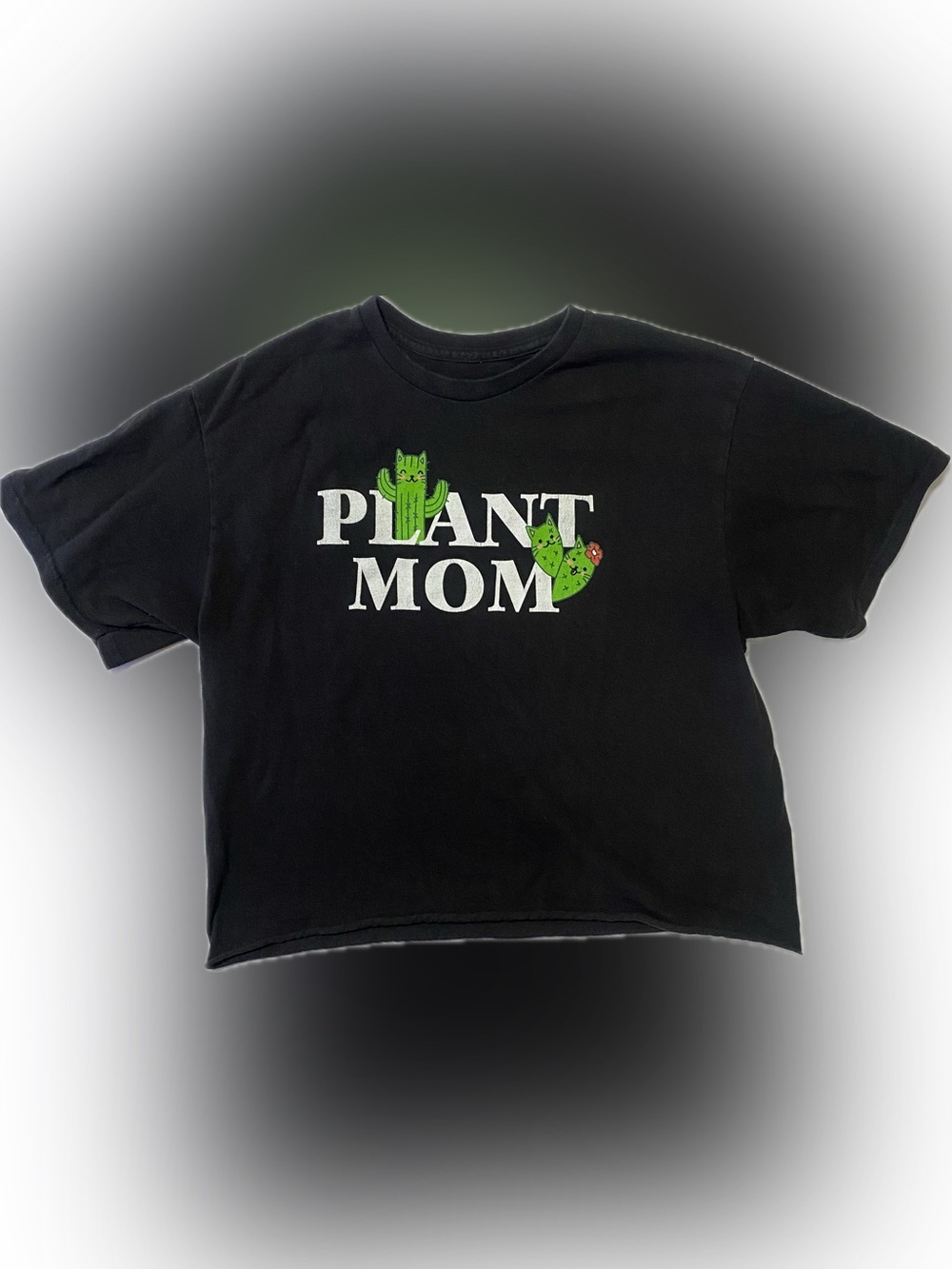 Black Matter Black Crop Tee with White 'PLANT MOM' Text and Green Cactus Motifs